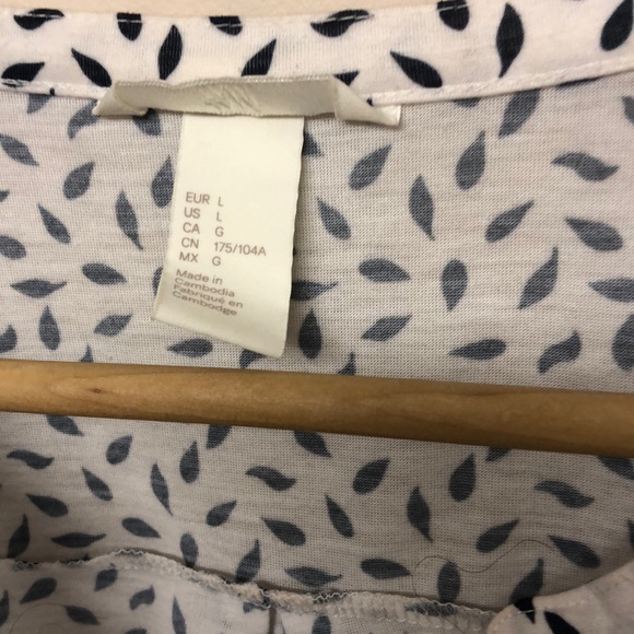 H&M 3/4 sleeve shirt - Picture 3 of 5